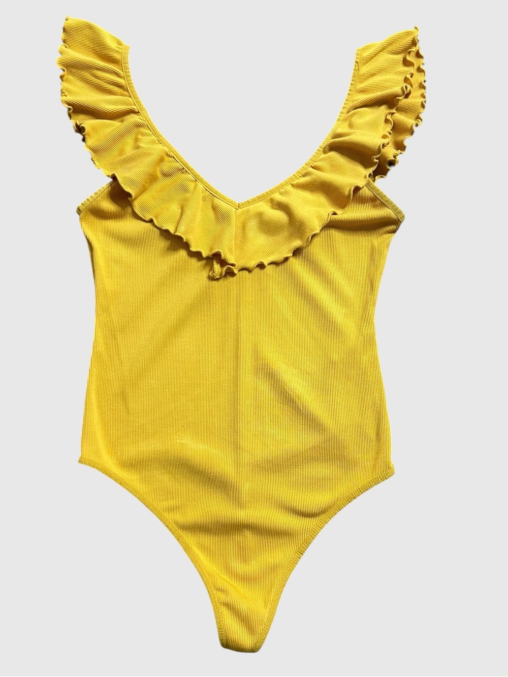 Wilfred Aritzia Yellow Ribbed Ruffle Bodysuit Size M Thong Knit Top